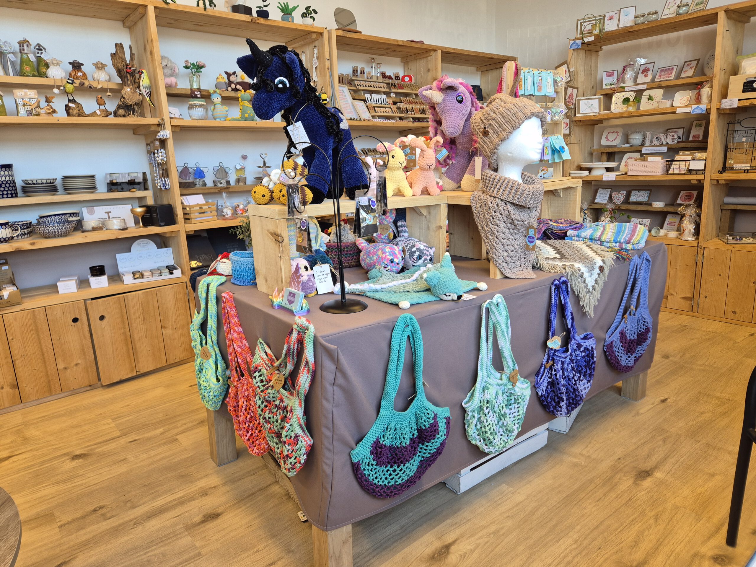 Sfeerbeeld van de winkel van Creatief Centrum Heeze-Leende